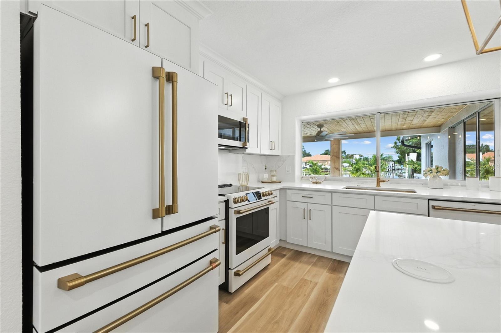 Image 18 of 57 For 1474 54th Avenue Ne