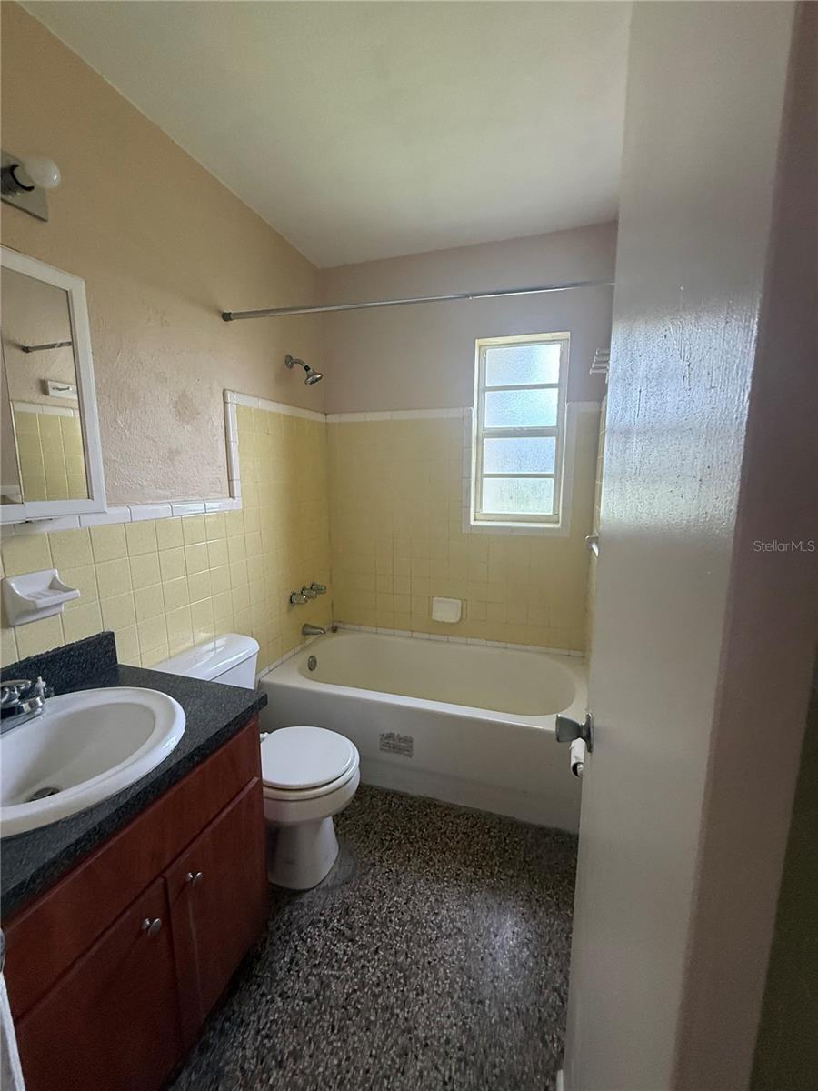 Image 12 of 16 For 2916 Arch Street