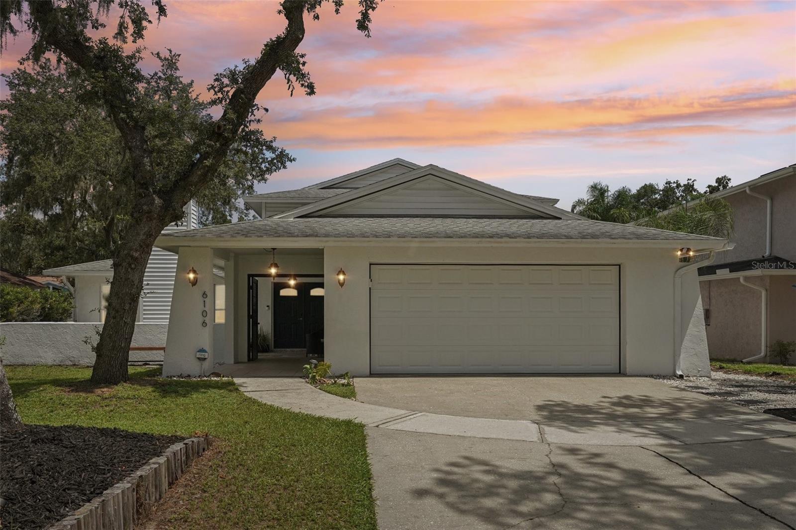 Image 4 of 44 For 6106 Rain Briar Court