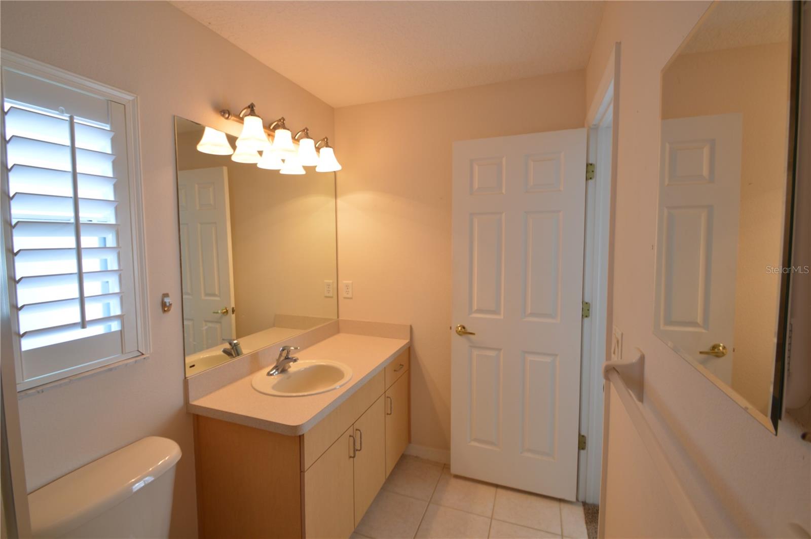 Image 24 of 44 For 7825 Prospect Hill Circle
