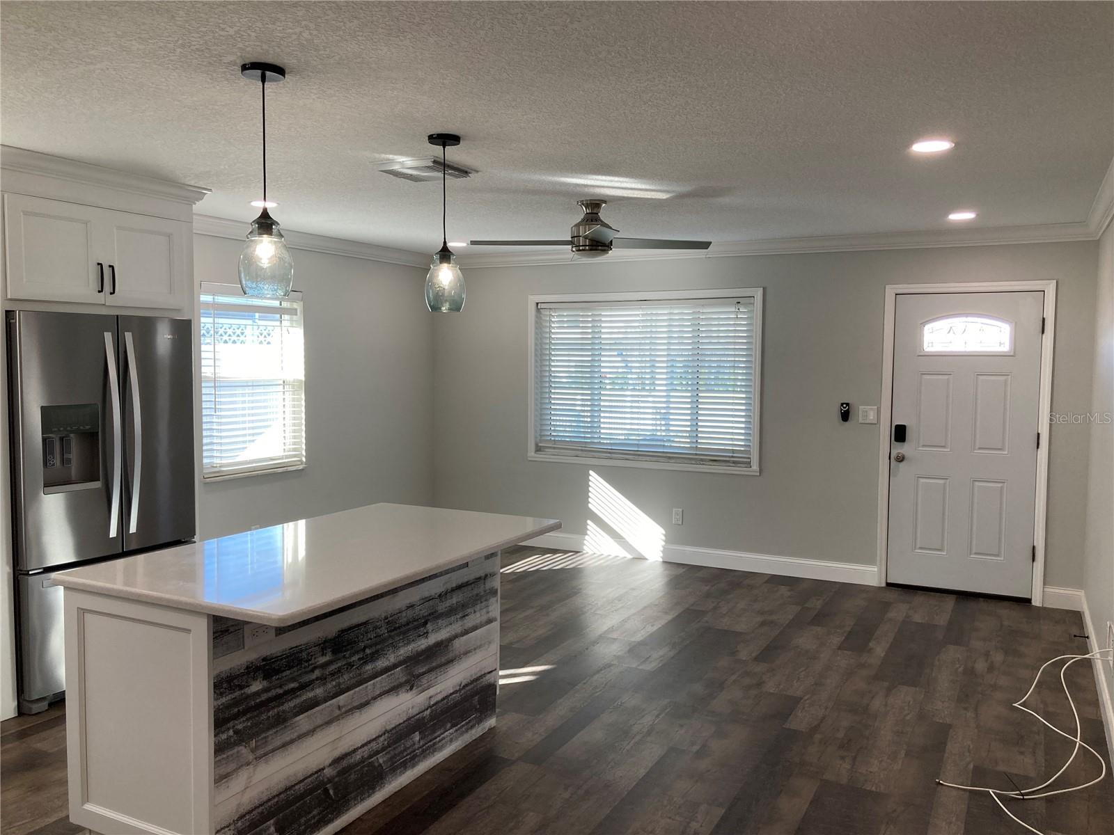 Image 4 of 14 For 5417 1st Street Ne