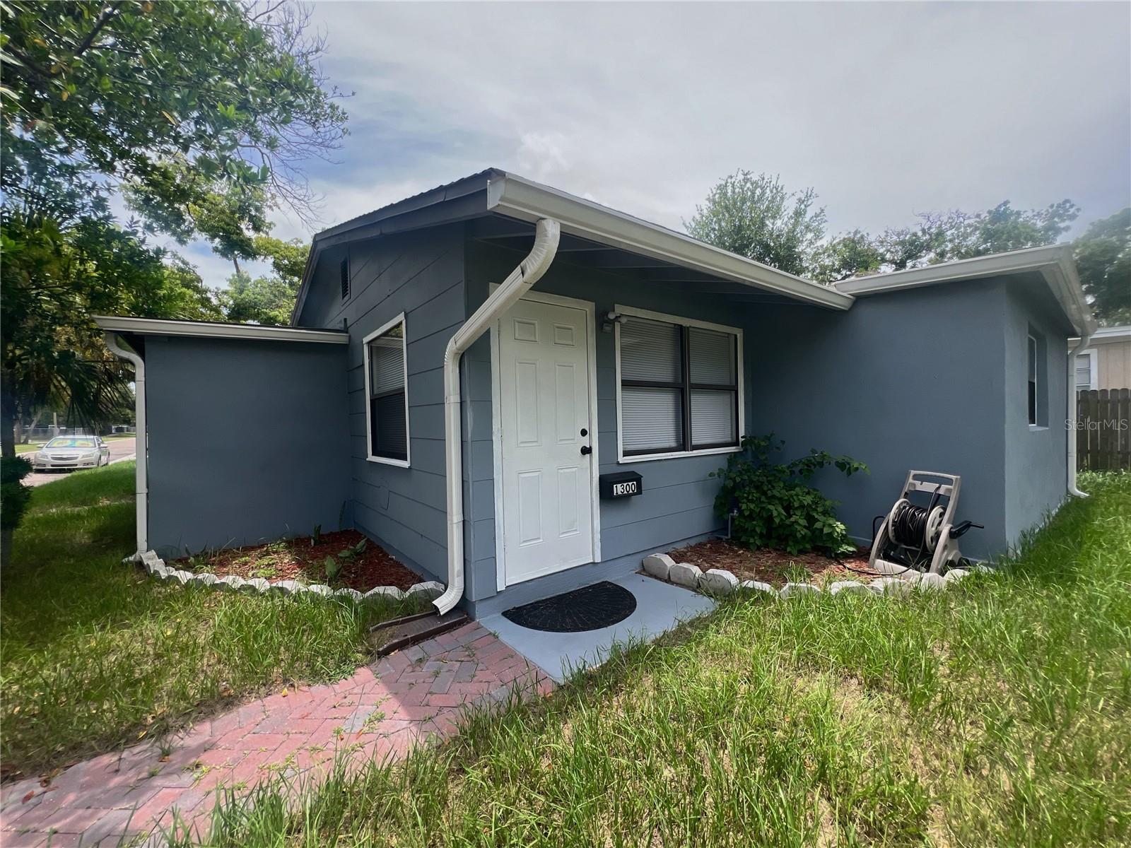 Details for 1300 37th Street S, ST PETERSBURG, FL 33711