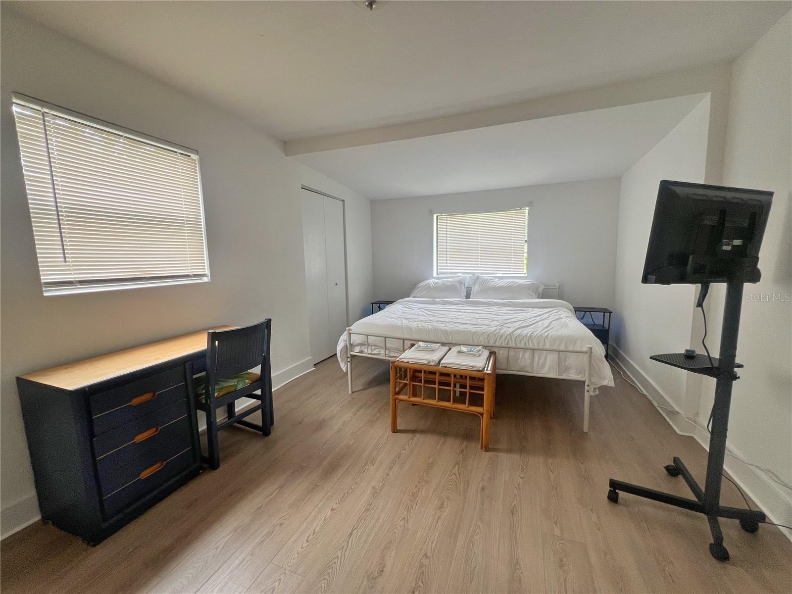 Image 13 of 30 For 1300 37th Street S