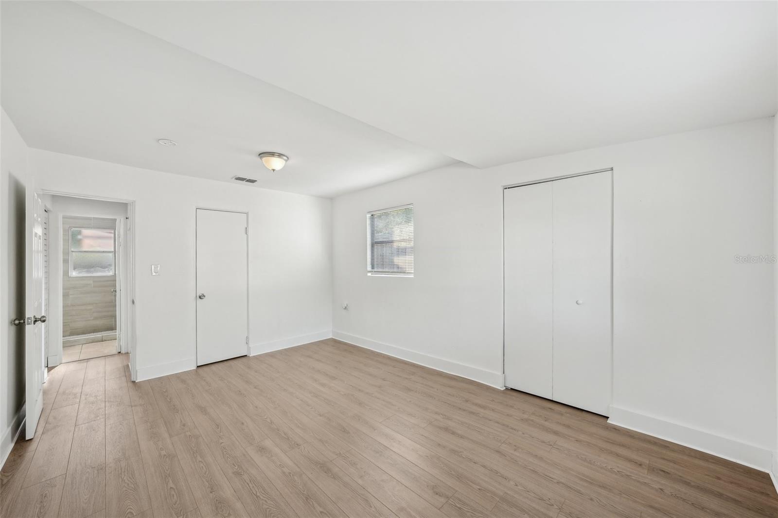 Image 14 of 30 For 1300 37th Street S