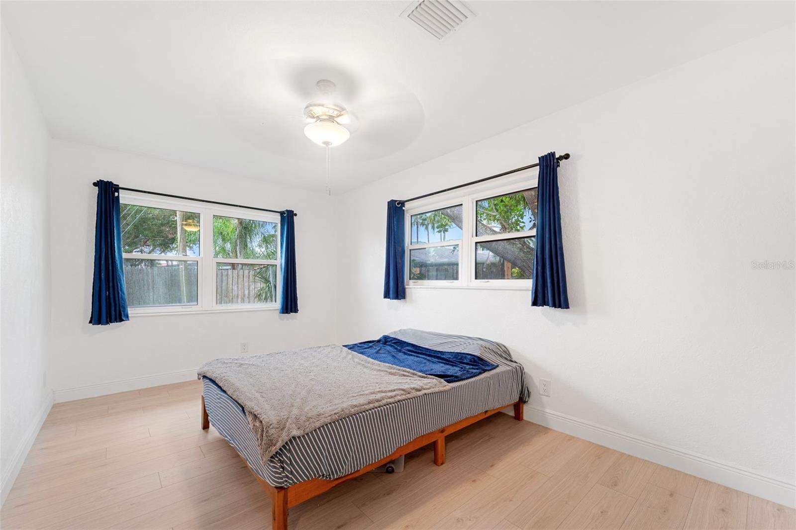 Image 9 of 16 For 547 Trade Winds Drive