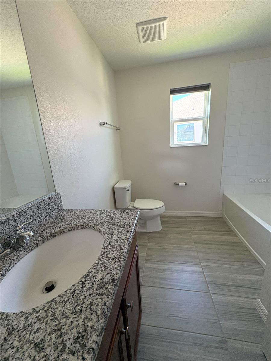 Image 20 of 27 For 10502 Medford Lake Drive