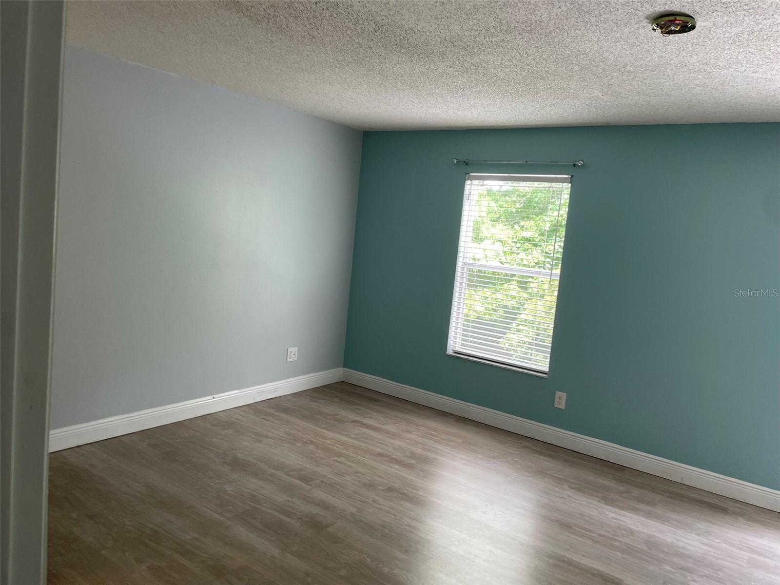 Image 11 of 27 For 4231 Winding River Way
