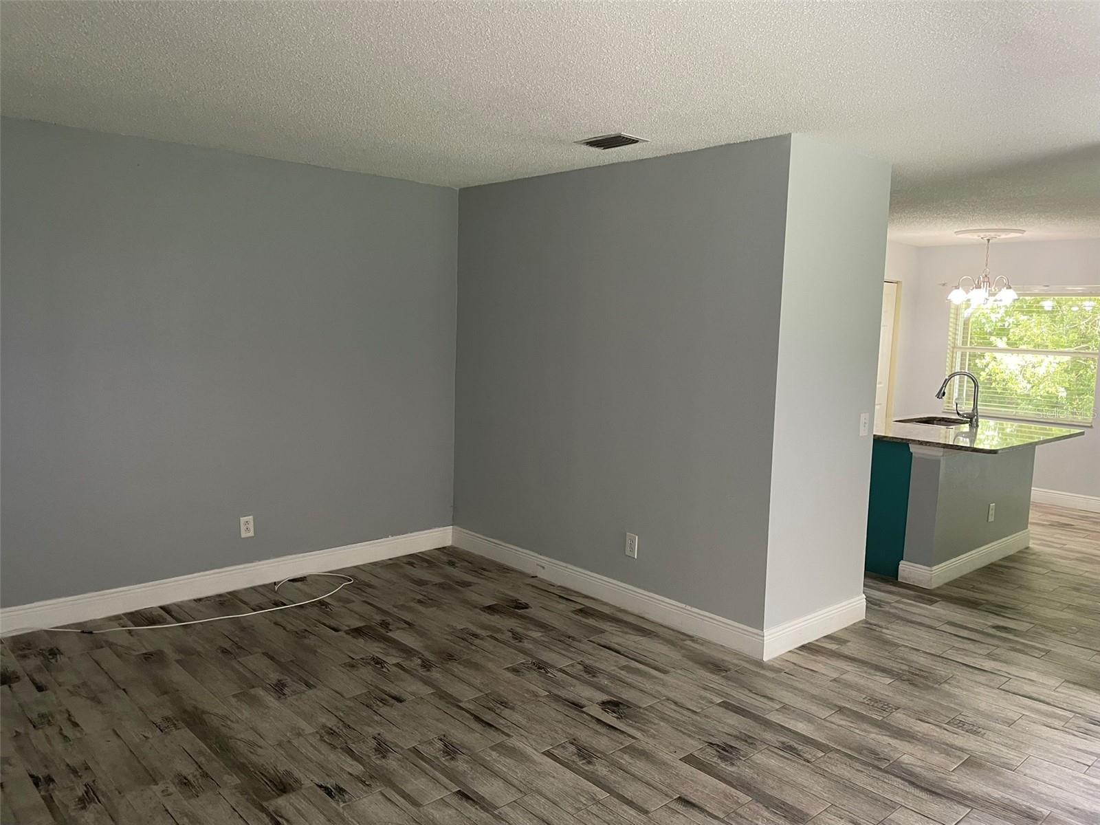 Image 19 of 27 For 4231 Winding River Way