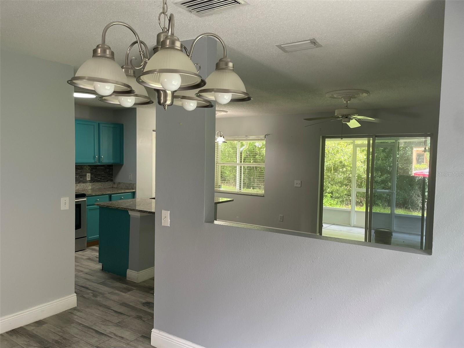Image 21 of 27 For 4231 Winding River Way