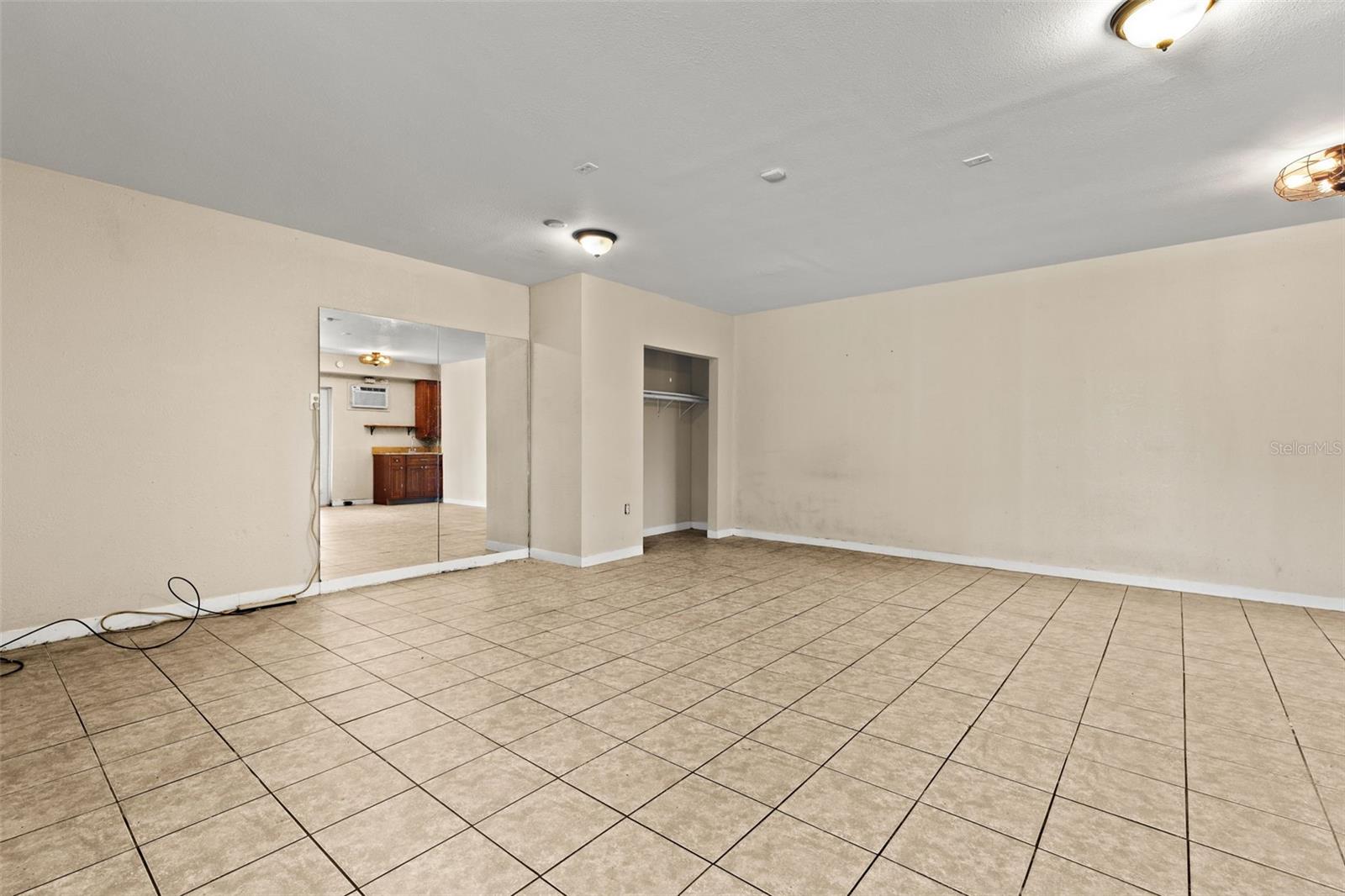 Image 43 of 54 For 2813 Morgan Street