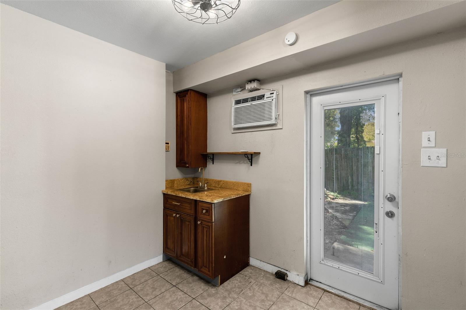 Image 47 of 54 For 2813 Morgan Street