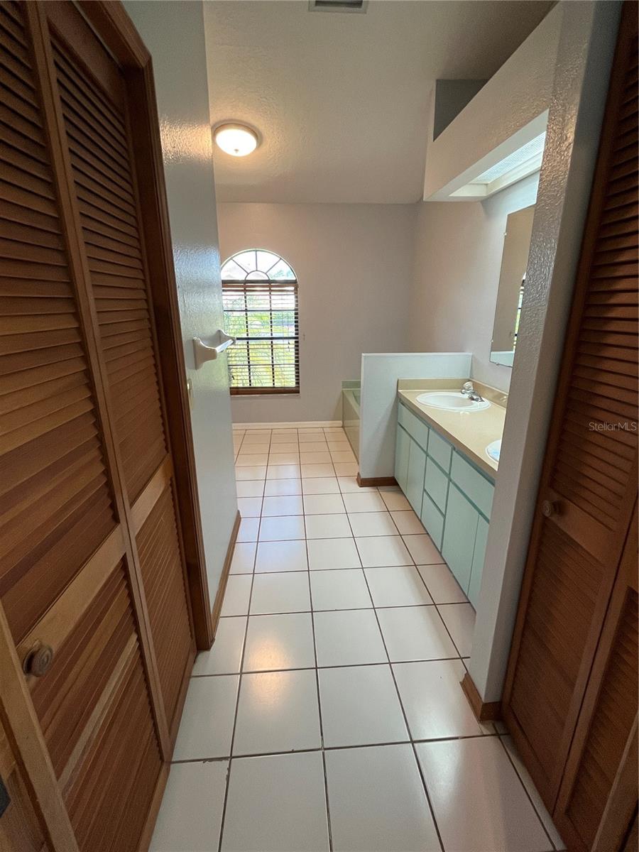 Image 12 of 15 For 10360 Chevron Court