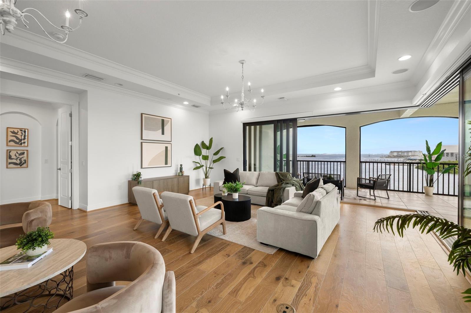 Image 12 of 87 For 5703 Yeats Manor Drive 401