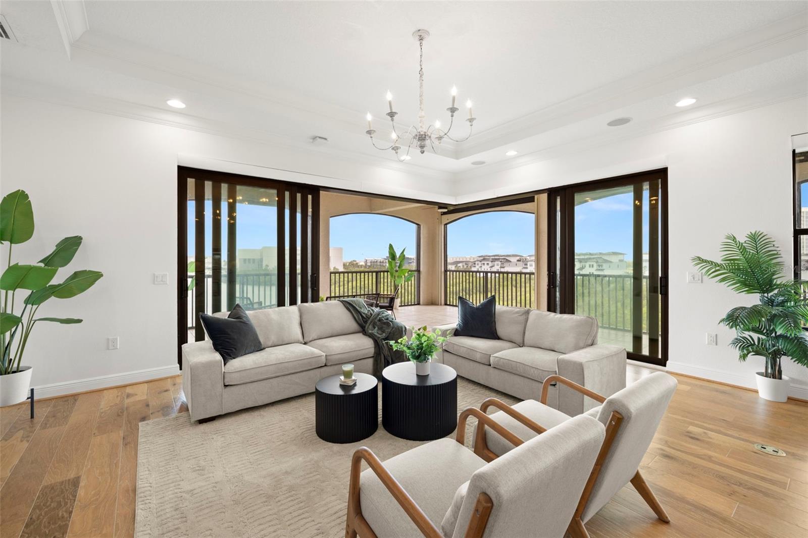 Image 13 of 87 For 5703 Yeats Manor Drive 401