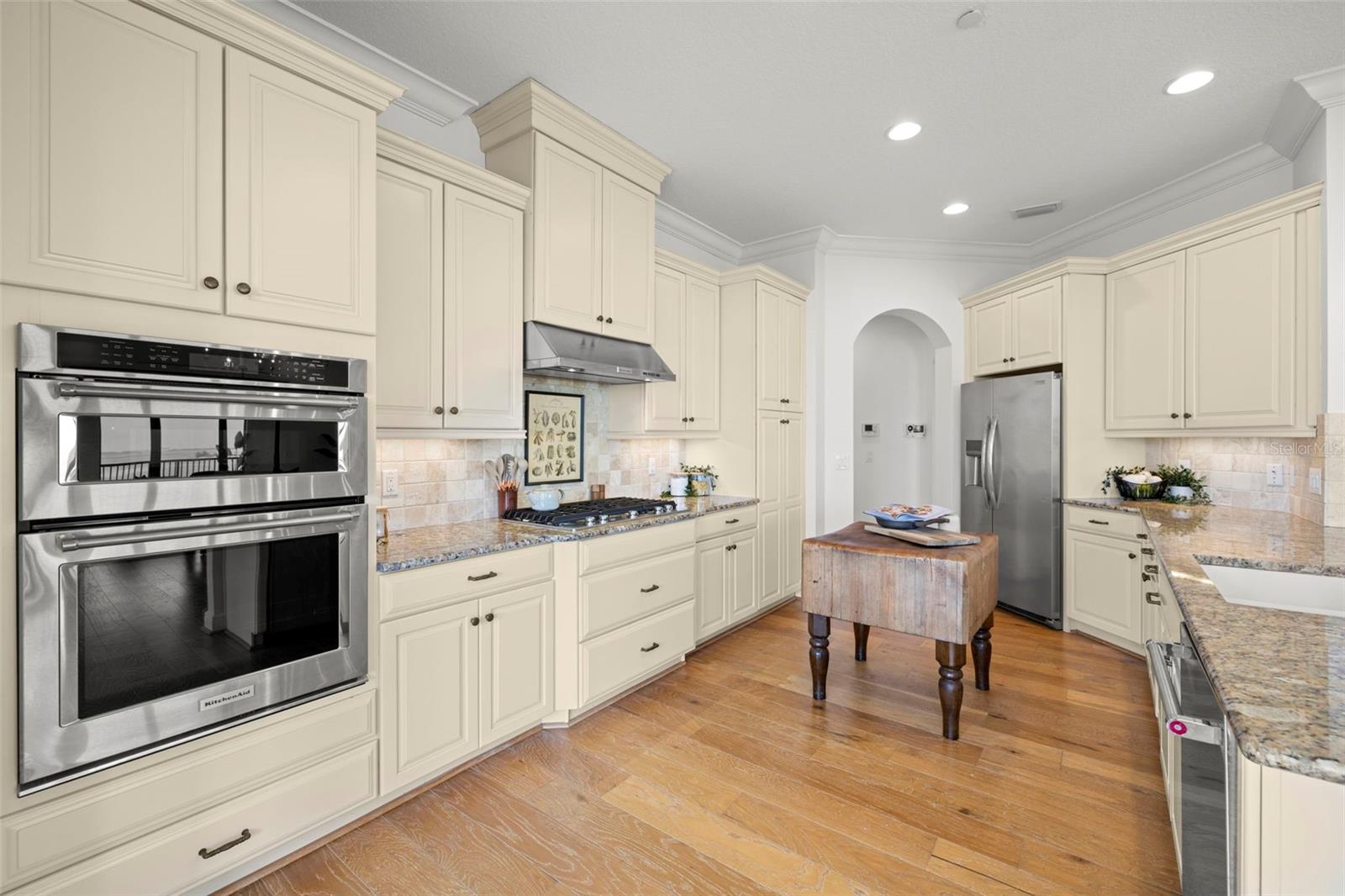 Image 26 of 87 For 5703 Yeats Manor Drive 401