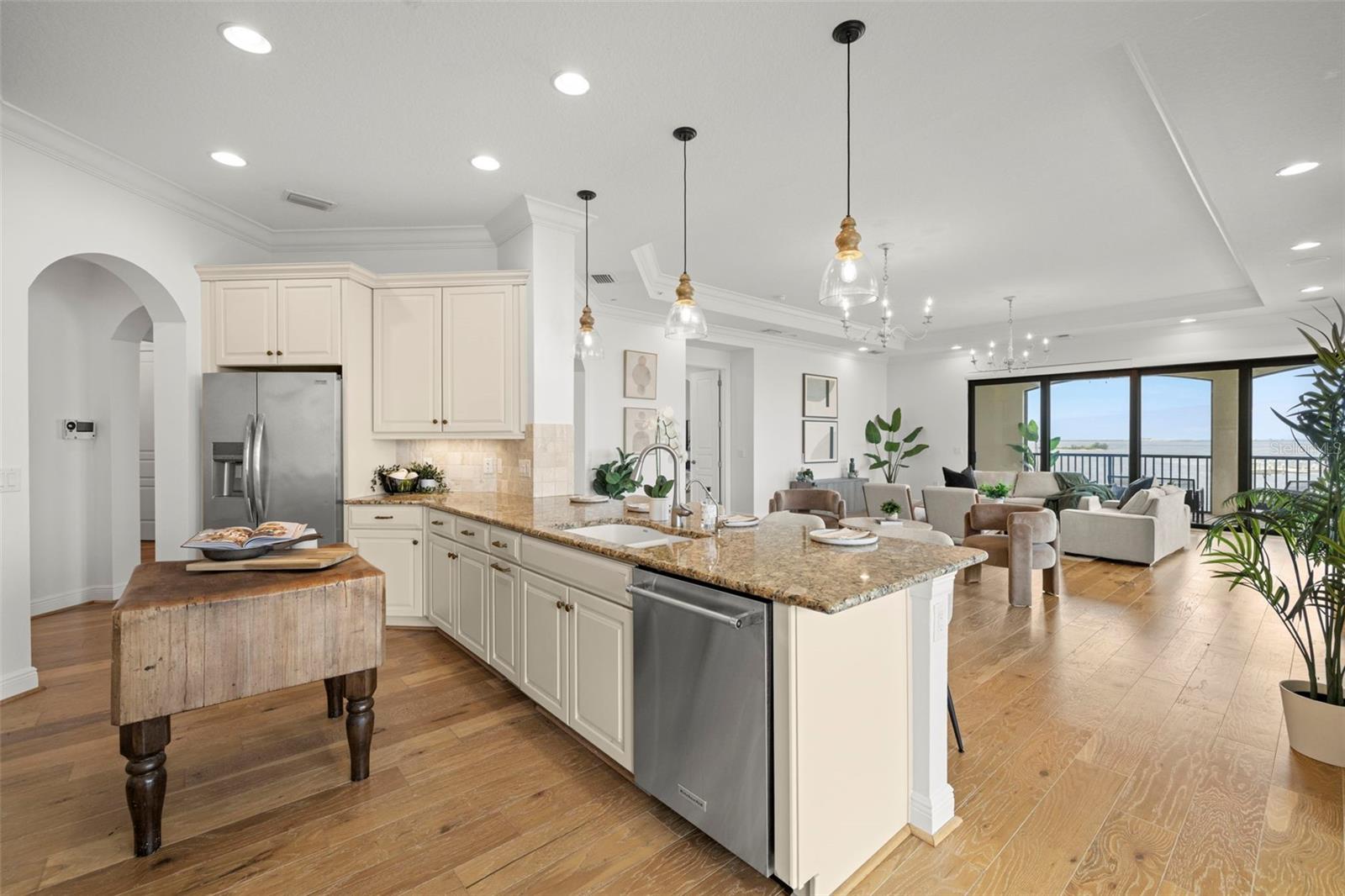 Image 28 of 87 For 5703 Yeats Manor Drive 401