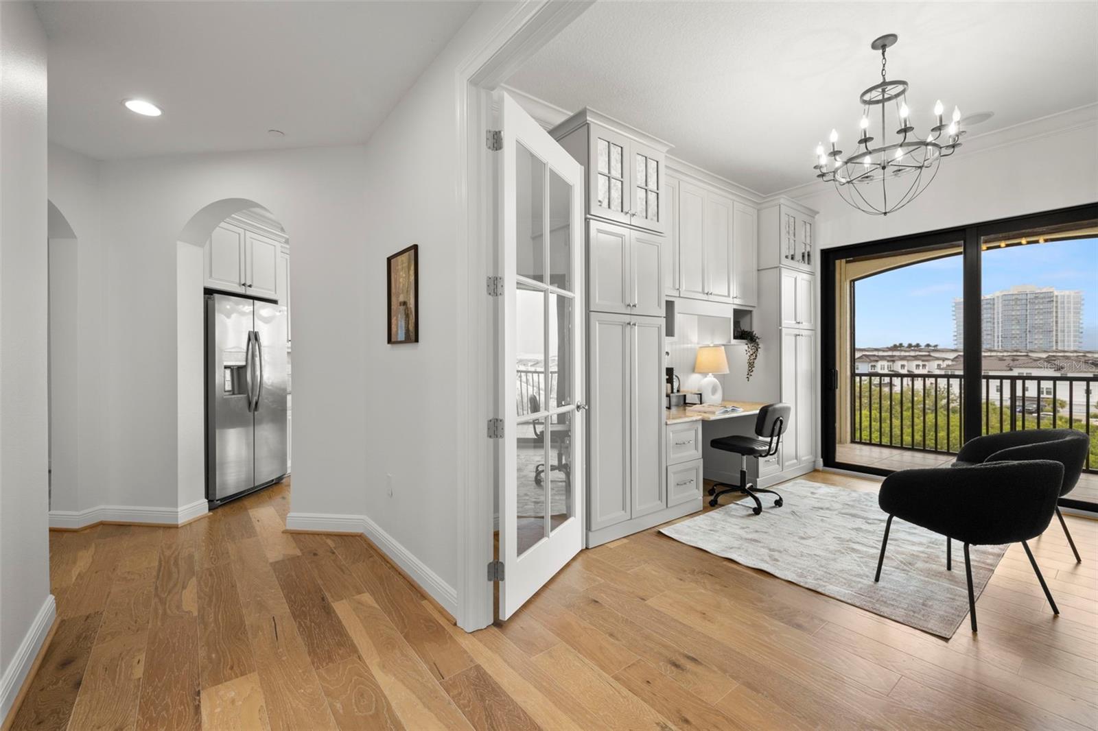 Image 34 of 87 For 5703 Yeats Manor Drive 401