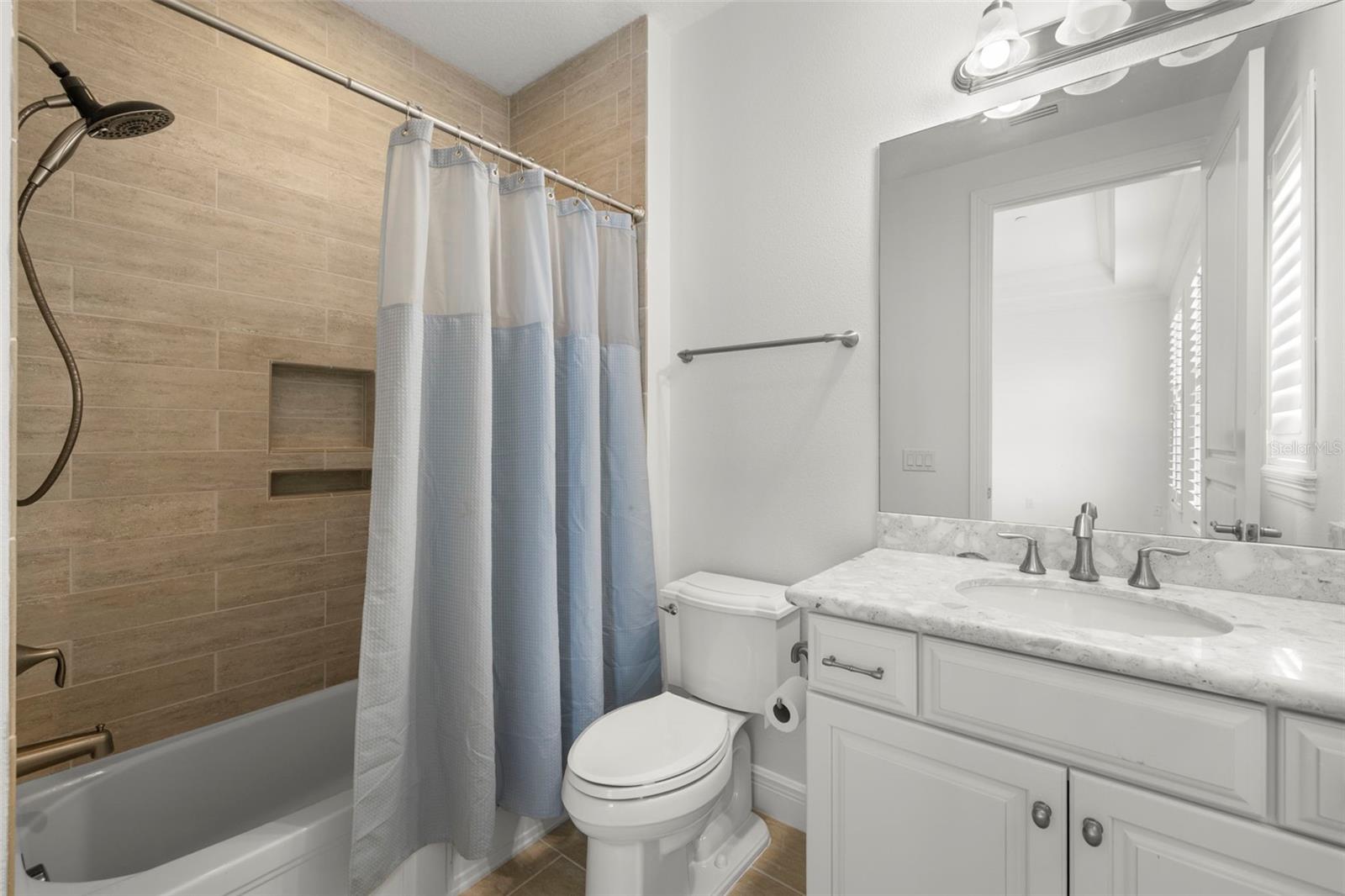 Image 52 of 87 For 5703 Yeats Manor Drive 401