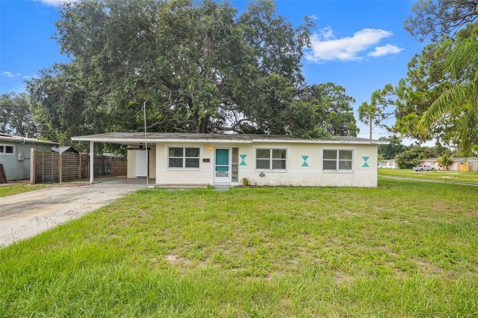 Details for 1792 77th Avenue N, ST PETERSBURG, FL 33702