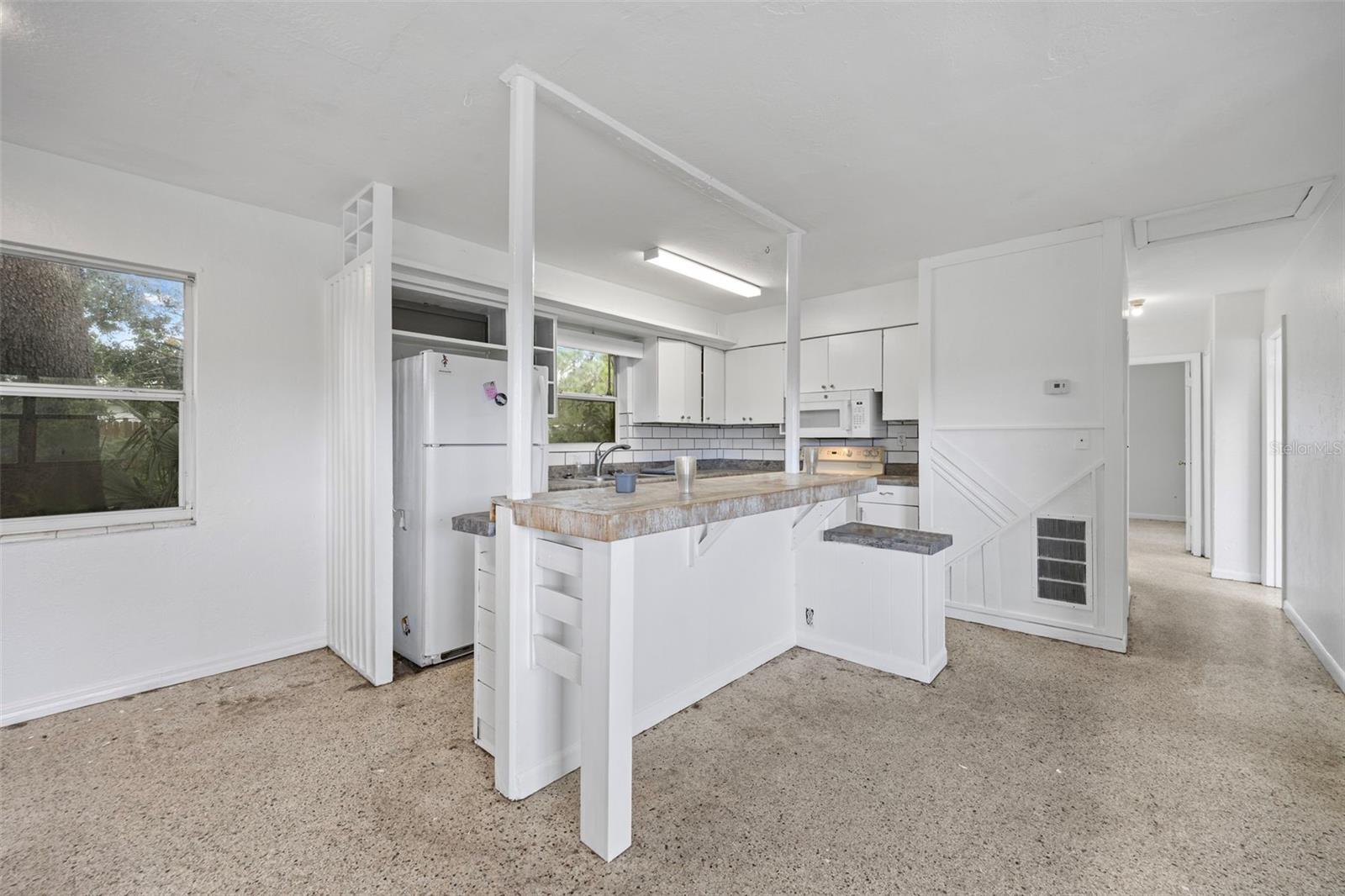 Image 10 of 25 For 1792 77th Avenue N