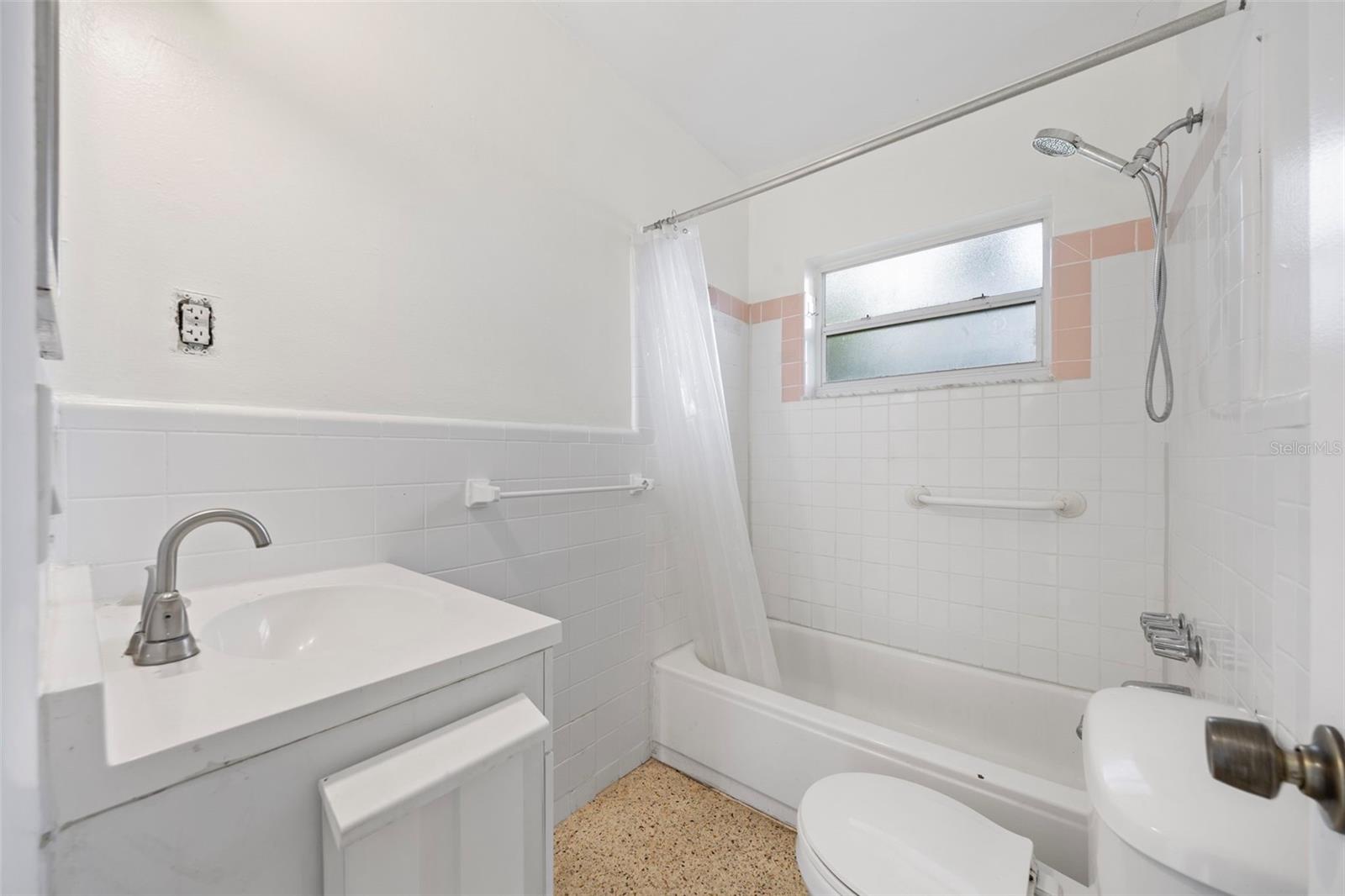 Image 19 of 25 For 1792 77th Avenue N