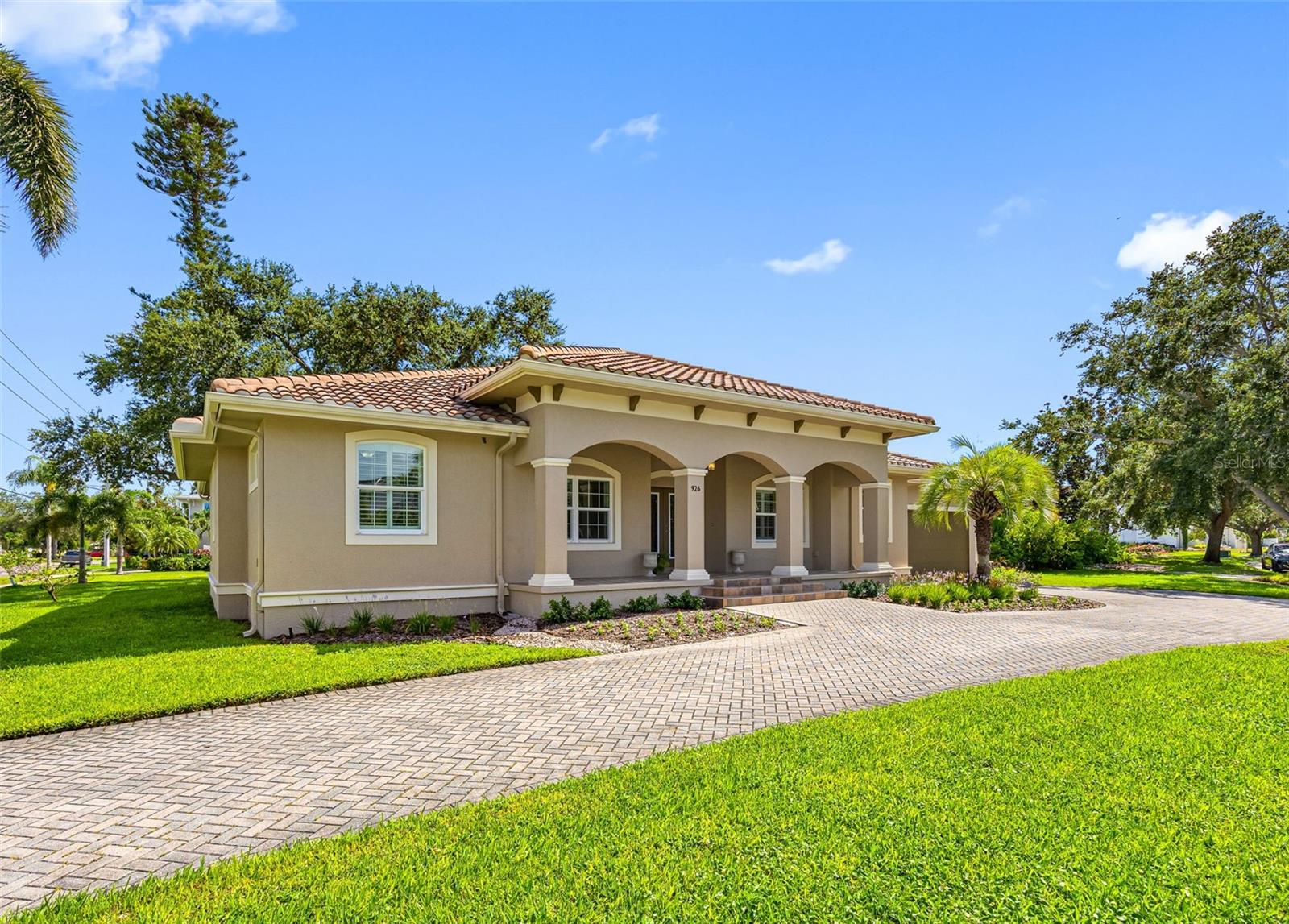 Details for 926 Cordova Boulevard Ne, ST PETERSBURG, FL 33704
