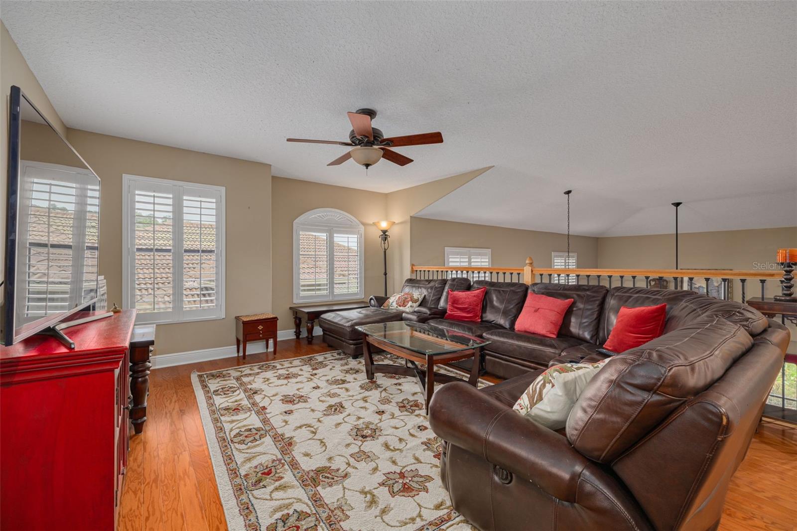 Image 22 of 35 For 2567 Gloriosa Drive
