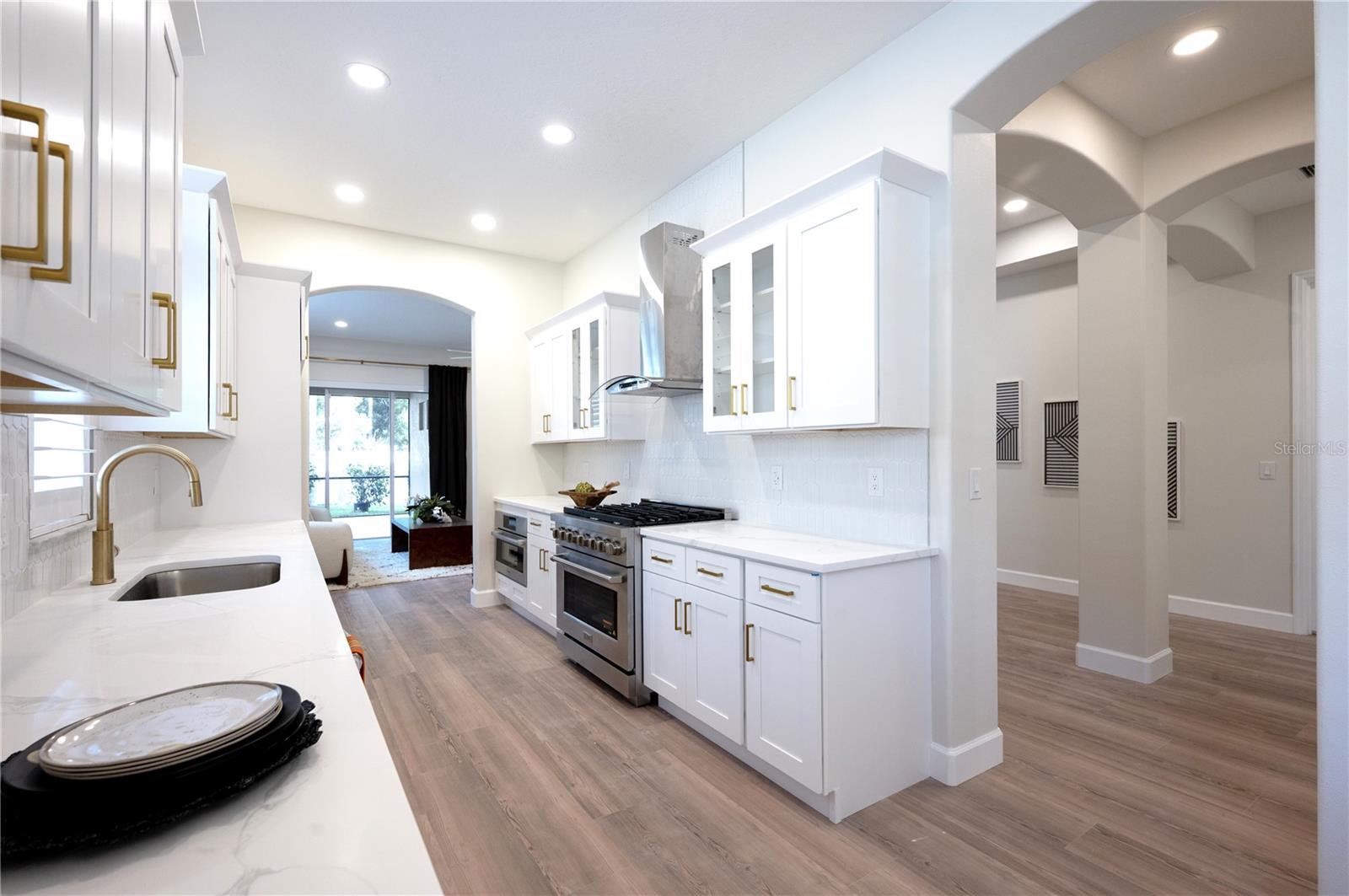 Image 4 of 15 For 14608 Mirasol Manor Court