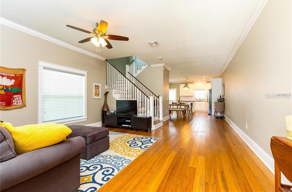 Image 4 of 18 For 121 Giddens Avenue