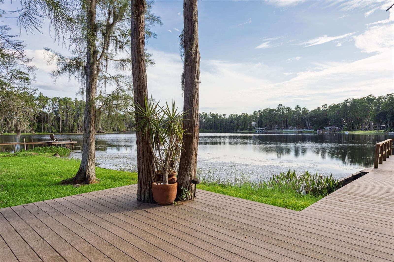 Listing photo id 51 for 19100 Forrest Drive