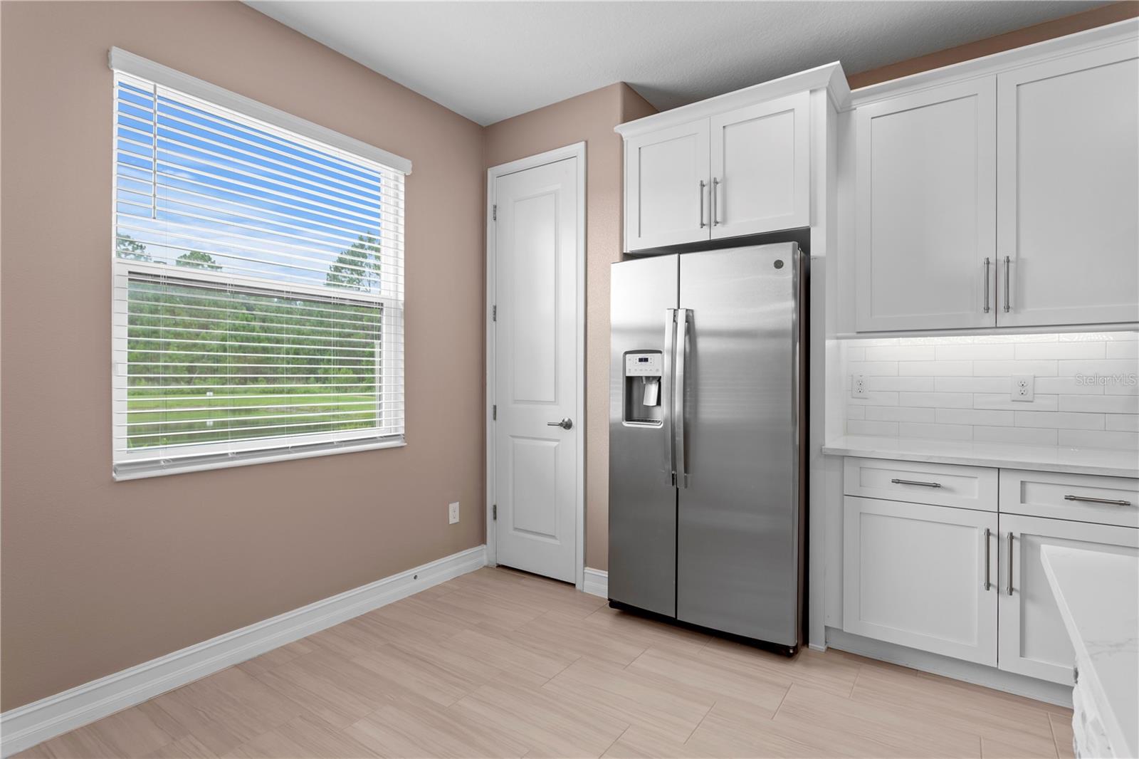 Image 10 of 47 For 4887 Isola Court