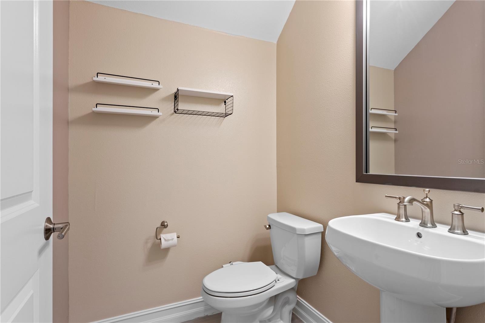 Image 14 of 47 For 4887 Isola Court