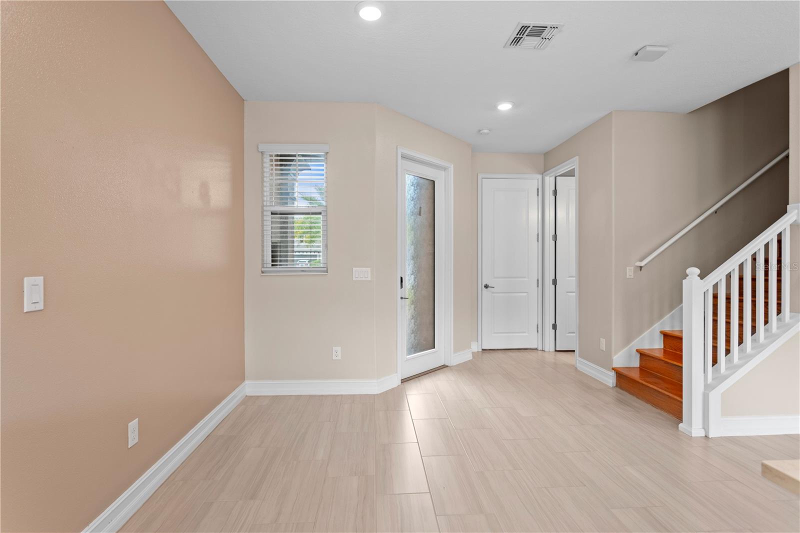 Image 15 of 47 For 4887 Isola Court