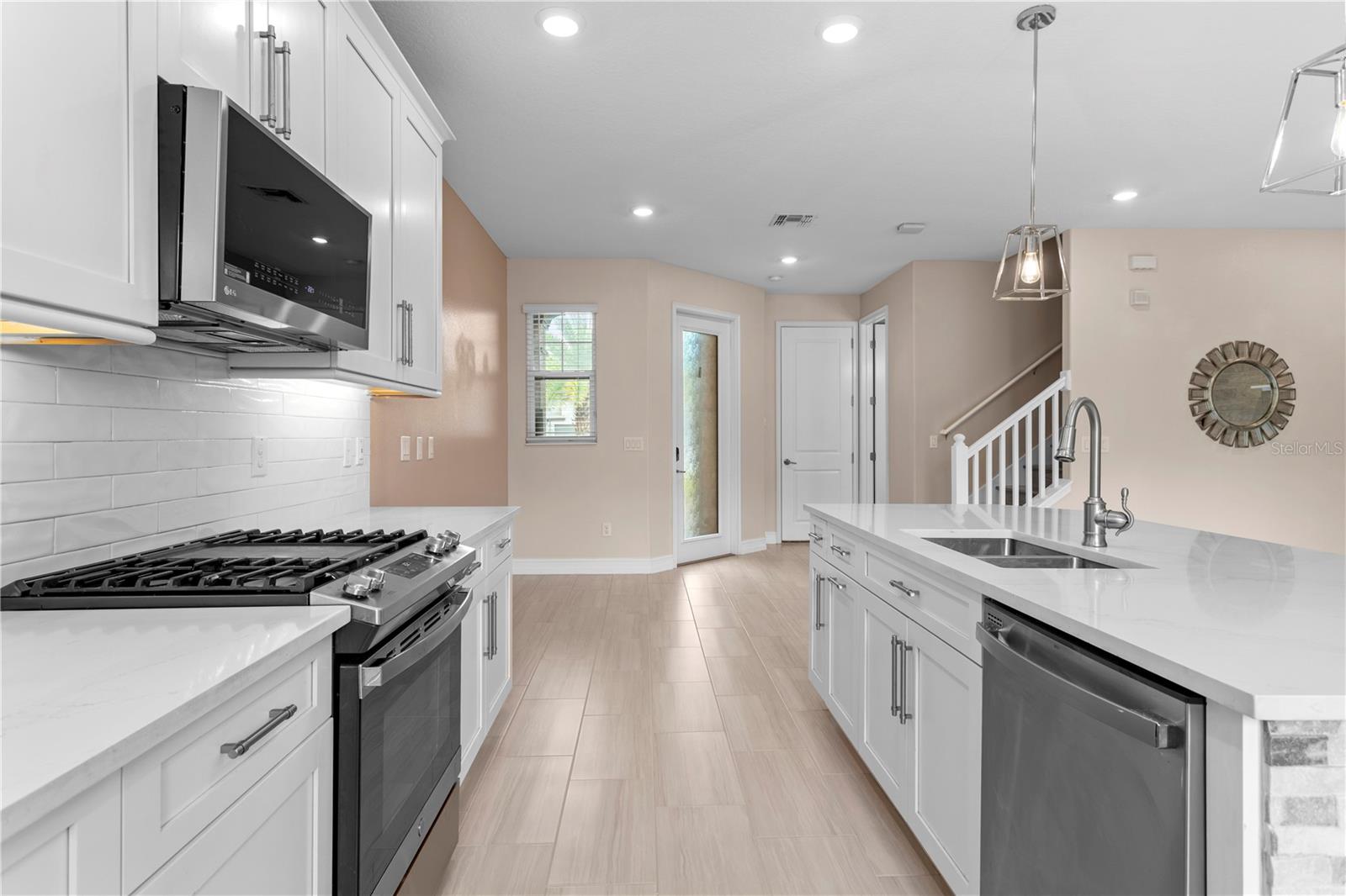 Image 9 of 47 For 4887 Isola Court