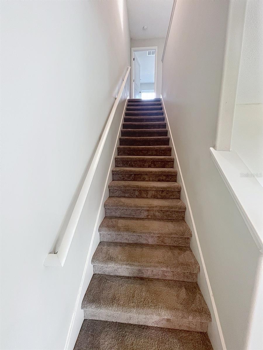 Image 14 of 43 For 734 Royal Empress Drive