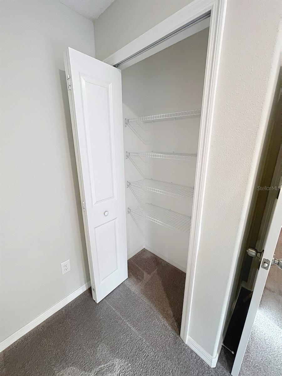 Image 31 of 43 For 734 Royal Empress Drive