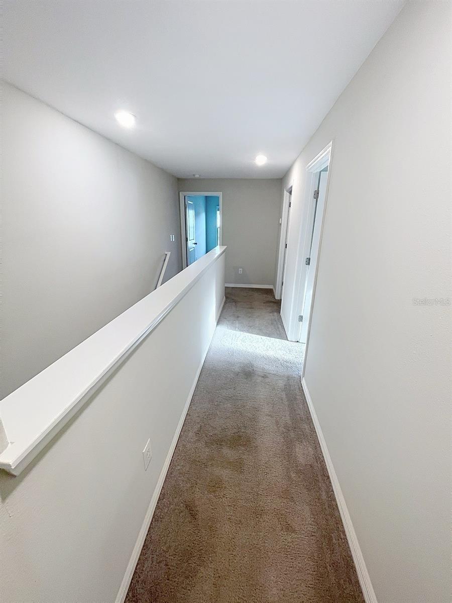 Image 36 of 43 For 734 Royal Empress Drive