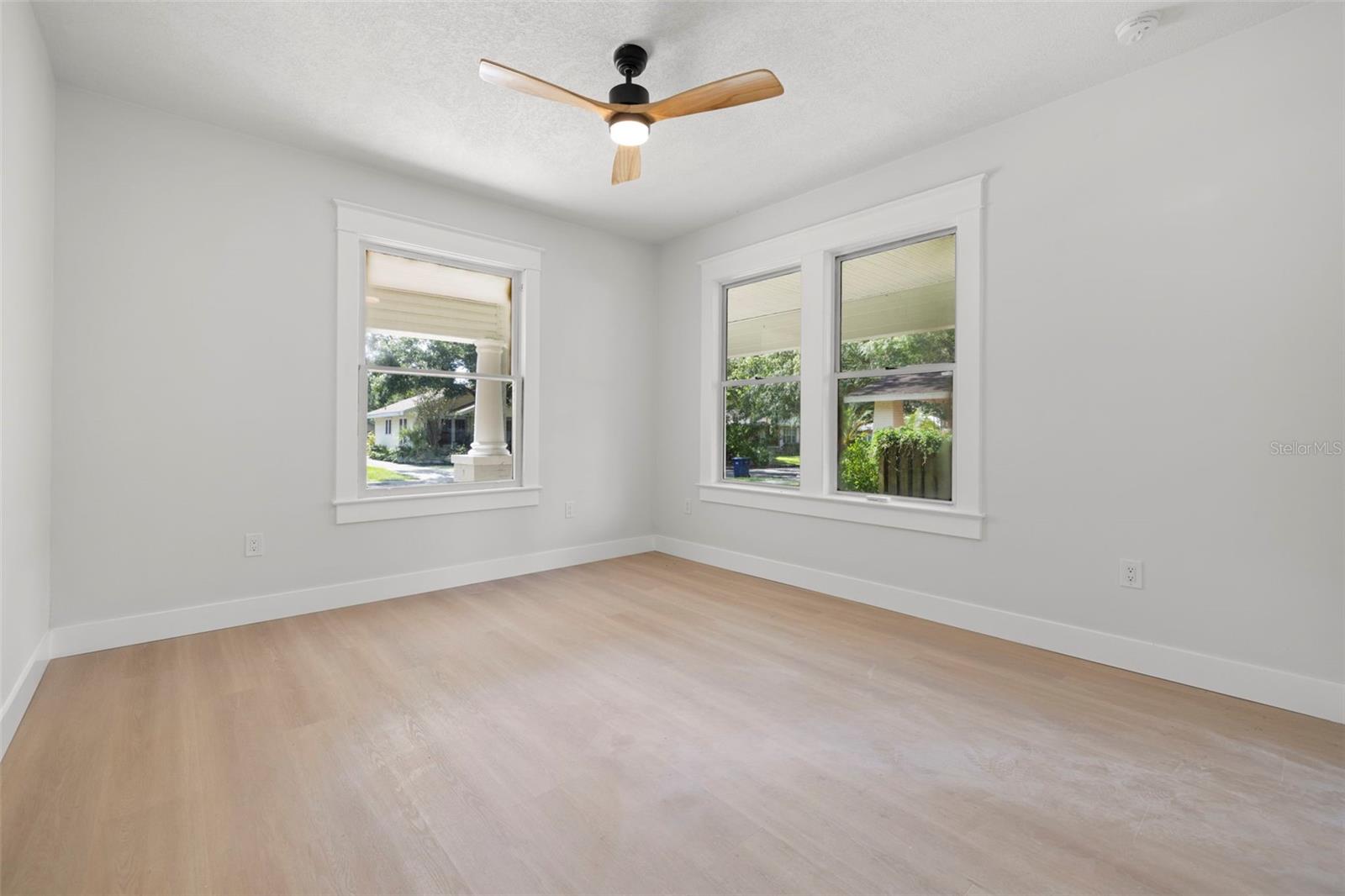 Image 15 of 21 For 5708 Branch Avenue