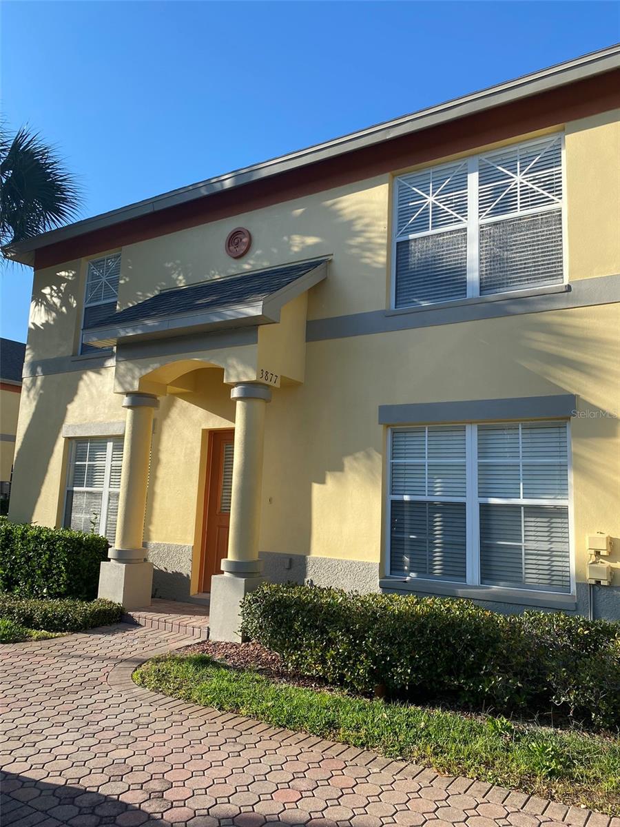 Details for 3877 Island Way, ST PETERSBURG, FL 33705