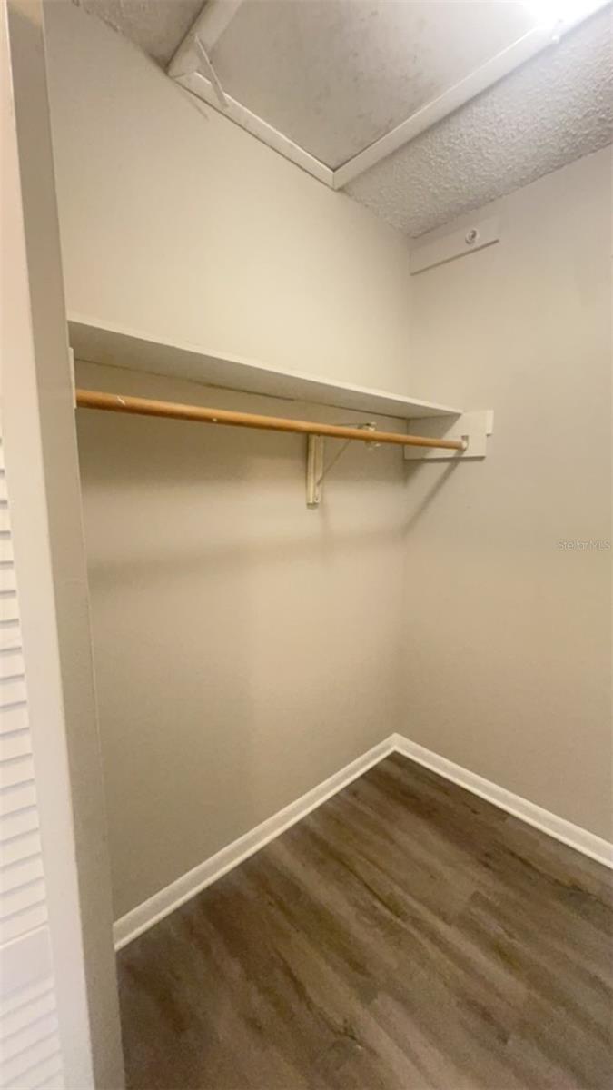 Image 14 of 23 For 6345 Newtown Circle 45b2