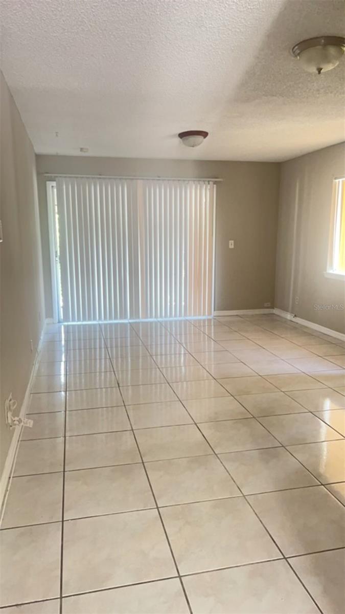 Image 4 of 23 For 6345 Newtown Circle 45b2