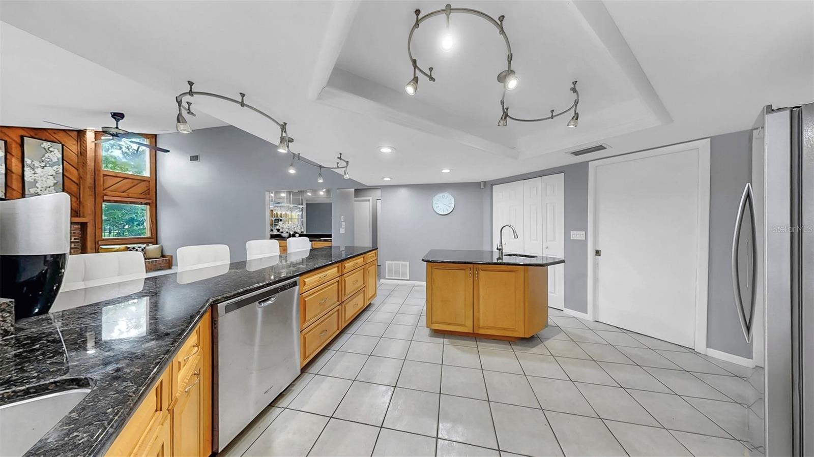Image 19 of 40 For 2649 Burntfork Drive