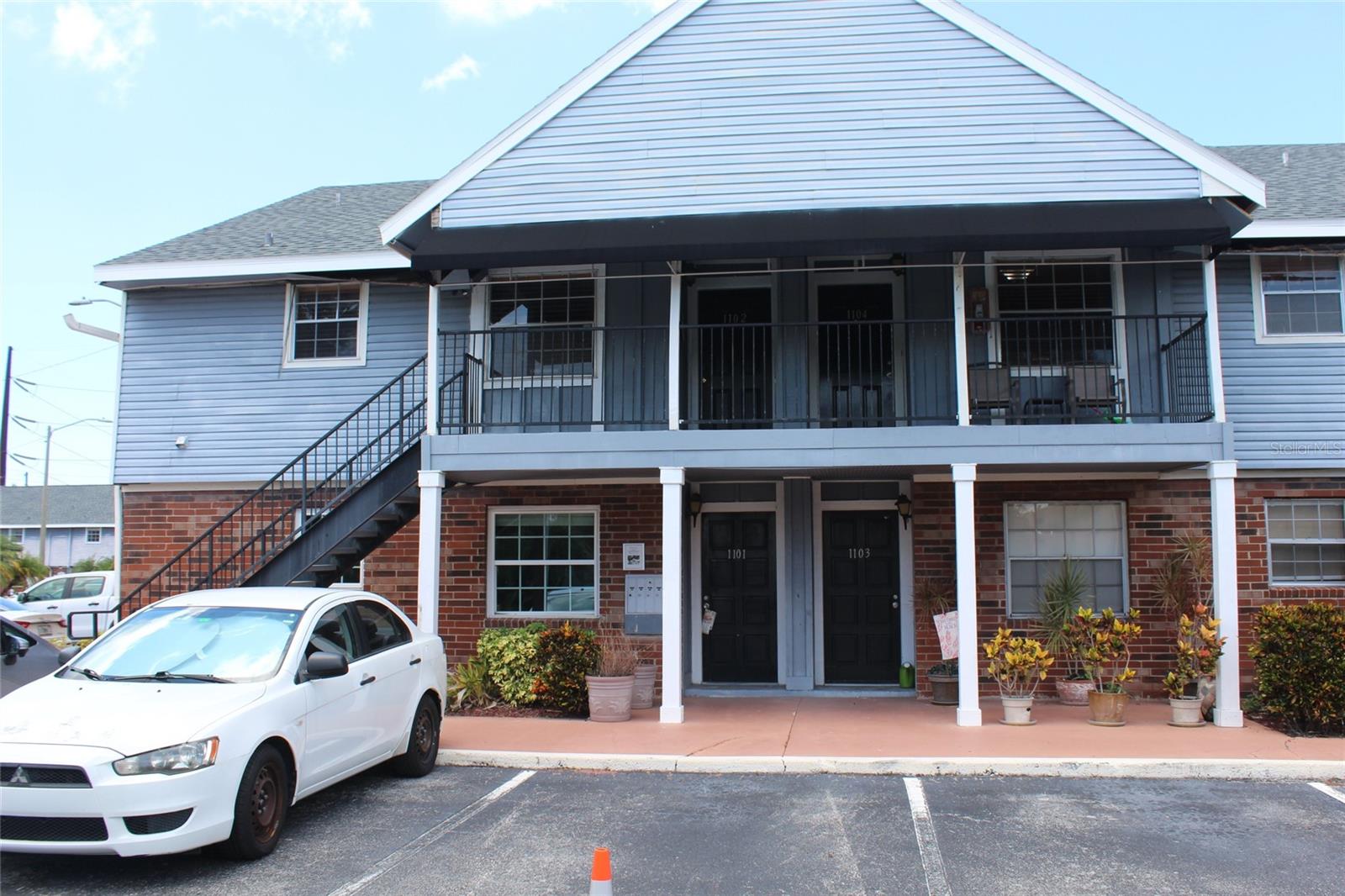 Listing Details for 200 Country Club Drive 1104, LARGO, FL 33771