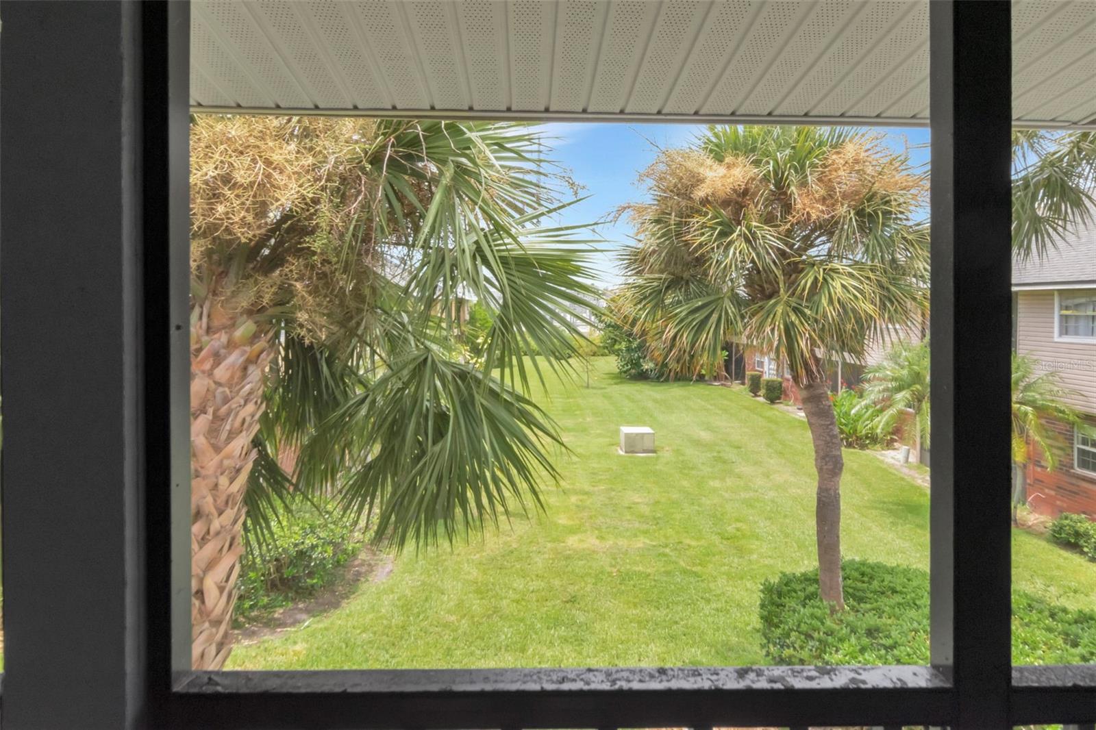 Image 4 of 30 For 200 Country Club Drive 1104