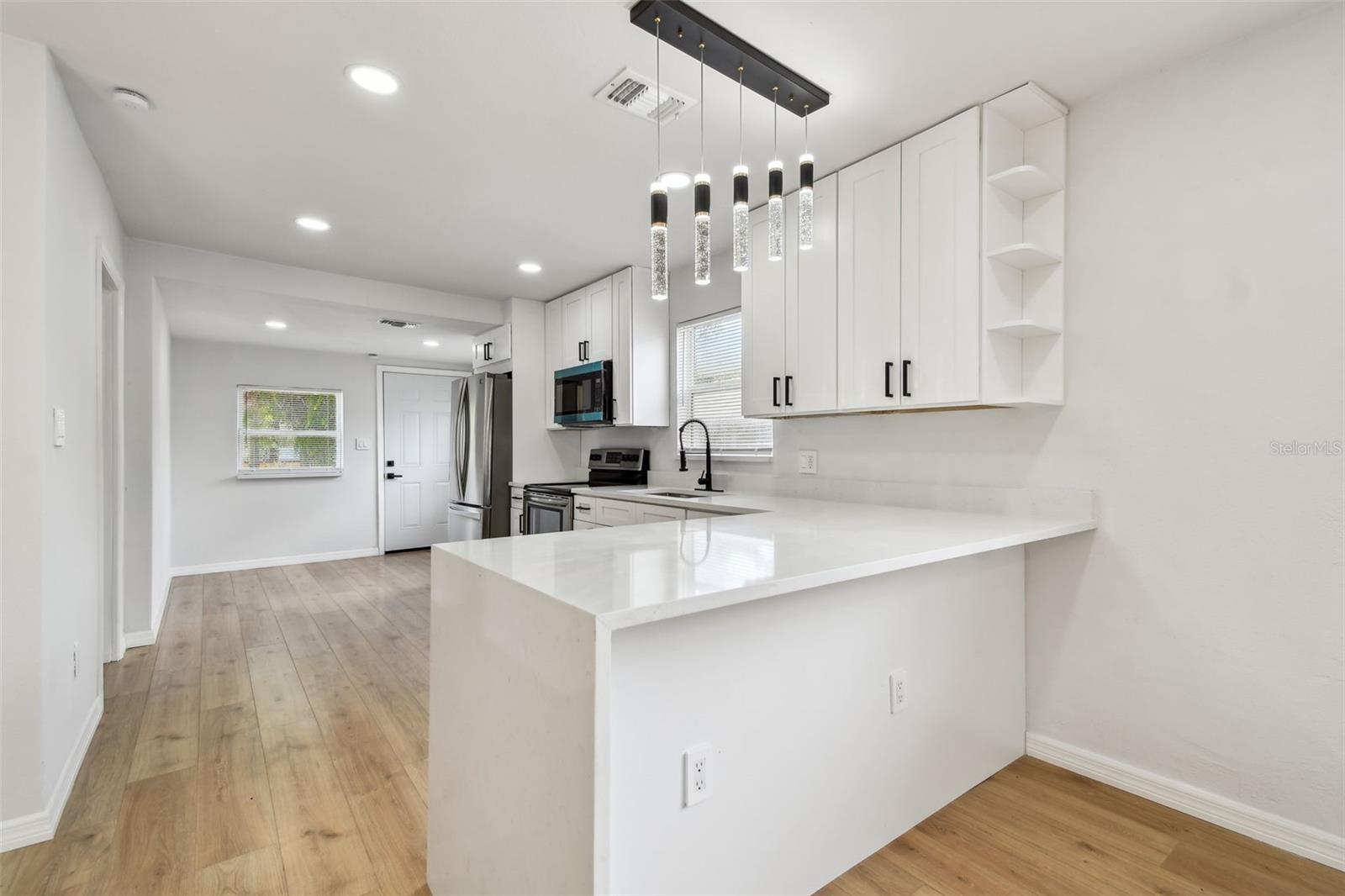 Image 10 of 62 For 4548 18th Avenue S