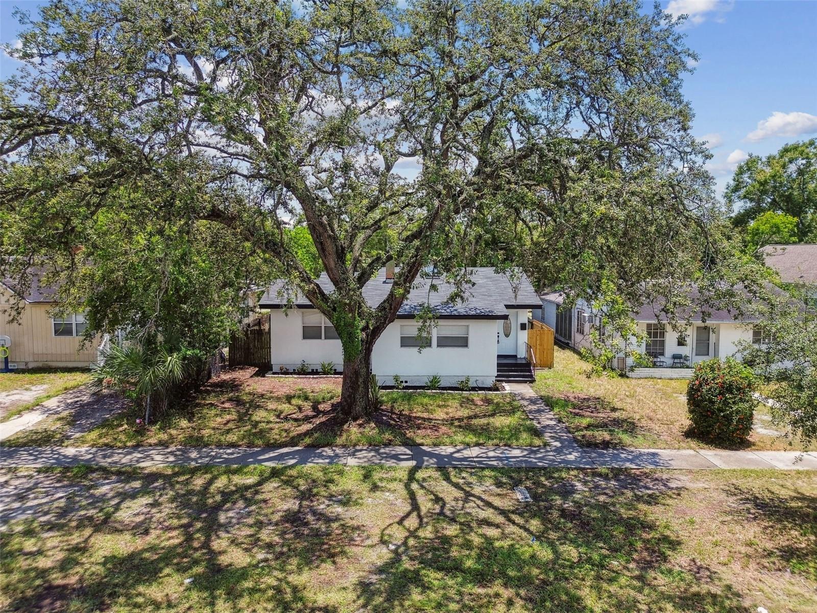 Image 53 of 62 For 4548 18th Avenue S