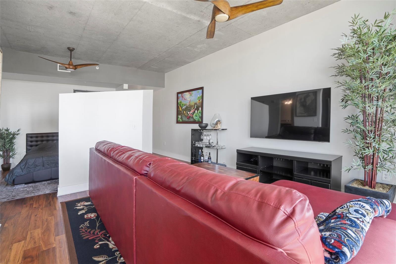 Image 9 of 43 For 777 Ashley Drive 1606