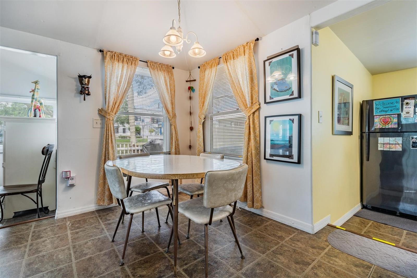 Image 6 of 22 For 526 5th Avenue N