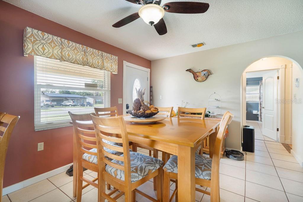 Image 13 of 36 For 8429 Jacqueline Court