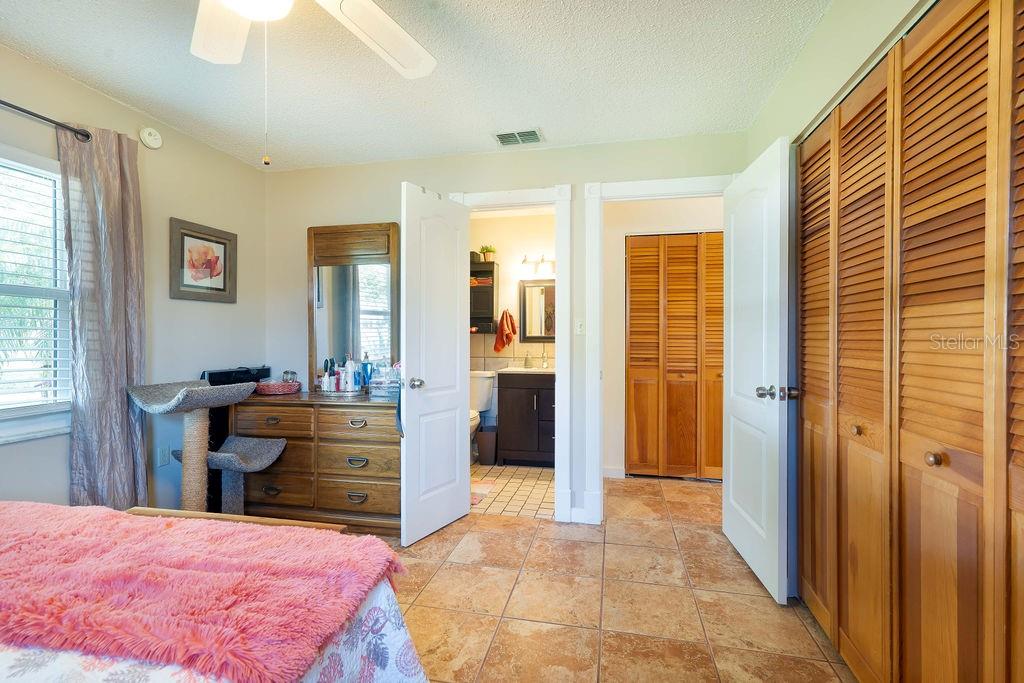Image 23 of 36 For 8429 Jacqueline Court
